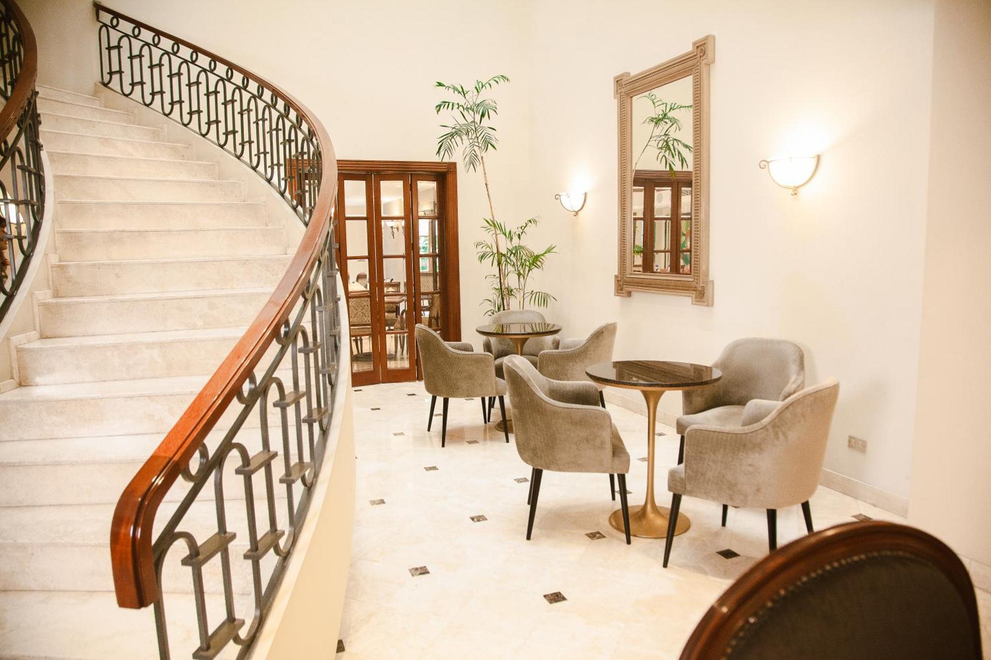 Los Tallanes Hotel & Suites Lima Exterior photo